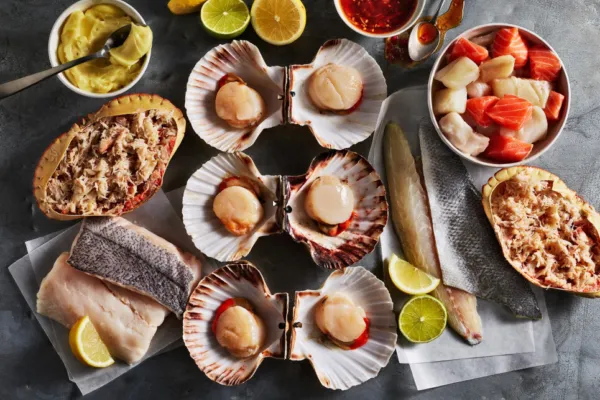 20201028 2838 Rick Stein Restaurants Fish Box 0 0025 proof lres