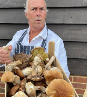 Photo of Paul Clerehugh