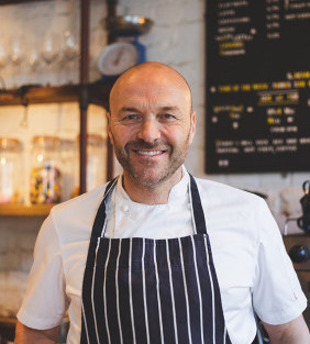 Photo of Simon Rimmer