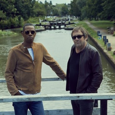 Simon & Oscar from Ocean Colour Scene photo