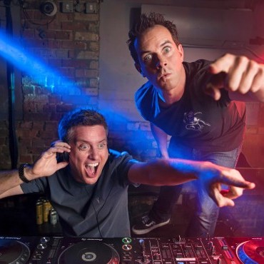 Dick and Dom DJ set photo
