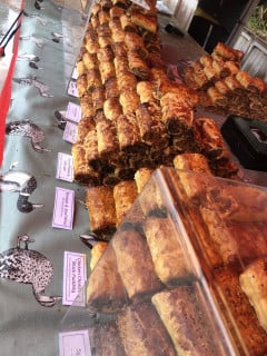 Rola mòr sausage rolls image