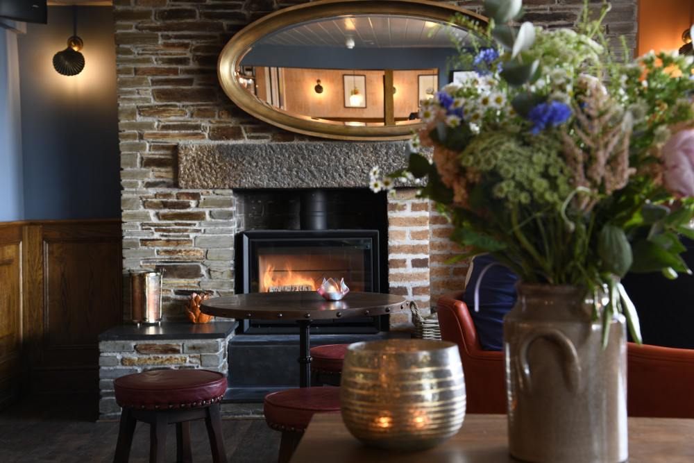 The Mariners Public House by Paul Ainsworth Pub in the Park Marlow